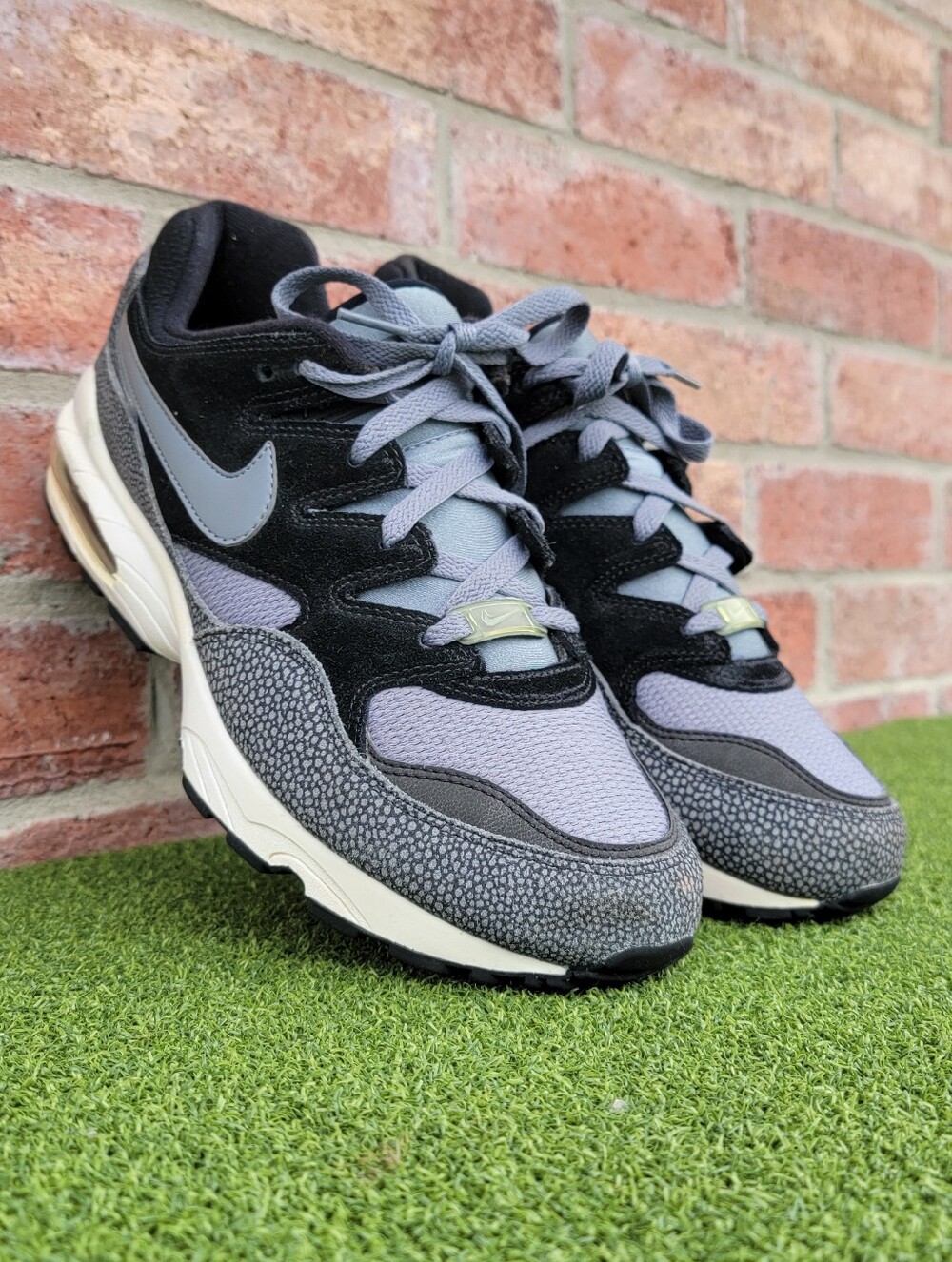 Mens NIKE Air Max 94 SE BLK/GRY Safari - Size 11